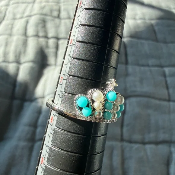NEW! Pretty Bird Jewelry Turquoise and Faux Pearl Crown Ring - Picture 9 of 11